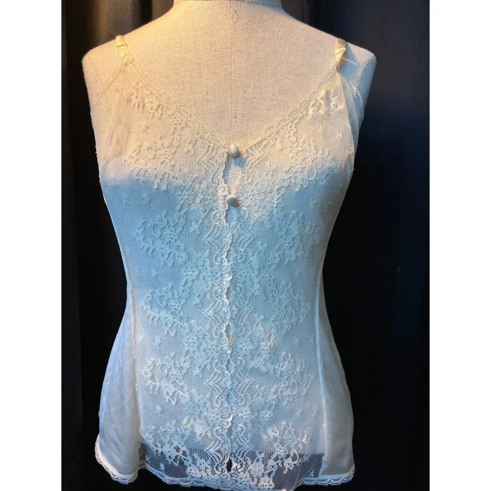 Vintage Vanity‎ Fair Ivory Lace Antron III Nylon Camisole Top Size 34 Cream